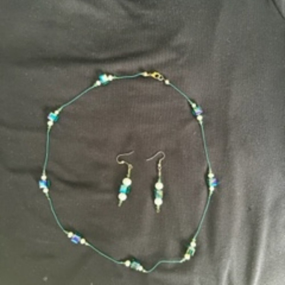 Swarovsky Crystal and Pearl Necklace and earrings